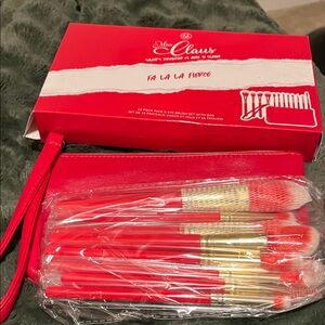 BH Cosmetics Red and Gold Makeup Brush Set